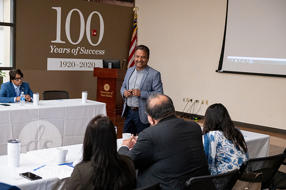 Int_Con_10