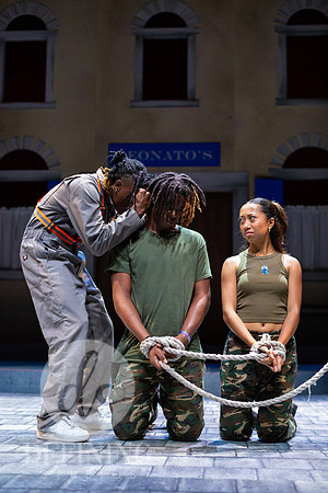Breakdancing_Shakespeare-236