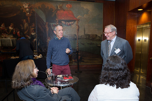 Lecture_by_Andrea_Fraser-16