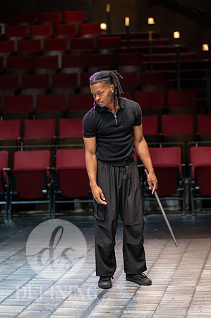 Breakdancing_Shakespeare_025