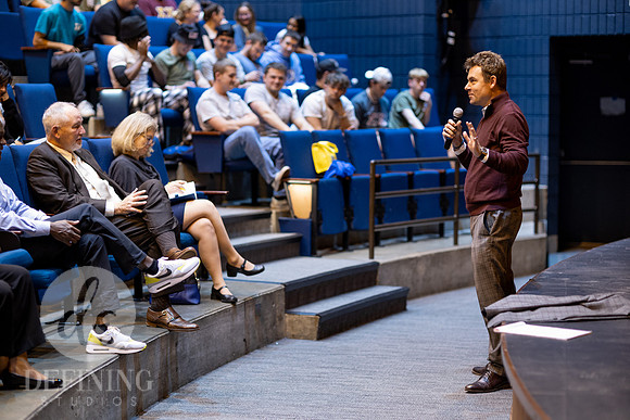 Commuter_Lounge-Town_Hall_129