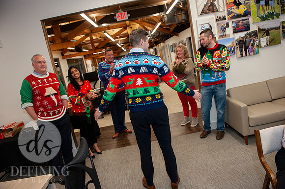 Ugly_Sweater_Lunch-089