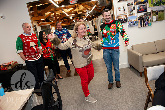 Ugly_Sweater_Lunch-087