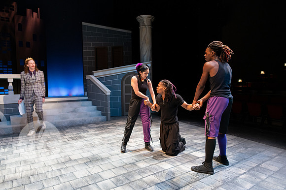 Breakdancing_Shakespeare_161