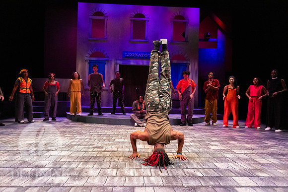 Breakdancing_Shakespeare-309