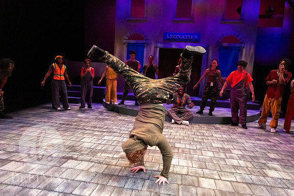 Breakdancing_Shakespeare-308