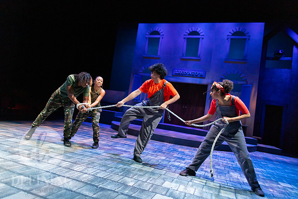 Breakdancing_Shakespeare-180