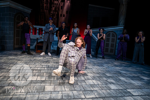 Breakdancing_Shakespeare_228