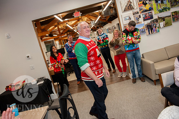 Ugly_Sweater_Lunch-093