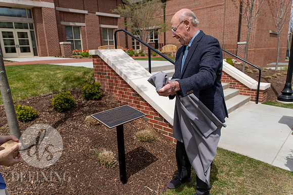 Weigel_Terrace_Dedication_095