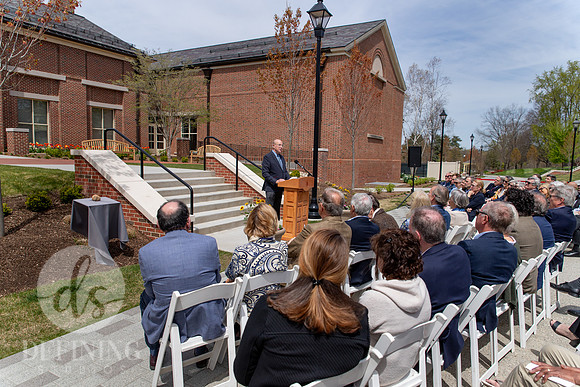 Weigel_Terrace_Dedication_076