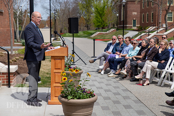 Weigel_Terrace_Dedication_079
