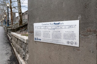 Riverfront_Floodmarkers_and_Monument_18