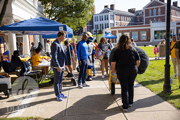 Move-in_Day_087