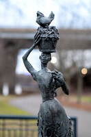 Riverfront_Floodmarkers_and_Monument_04