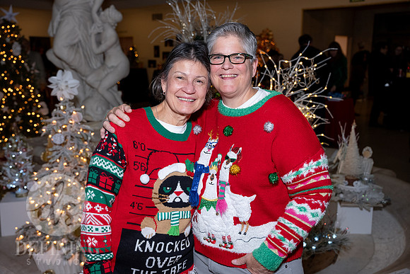 Wadsworth_Holiday_Social_109