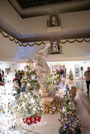 Wadsworth_Holiday_Social_056