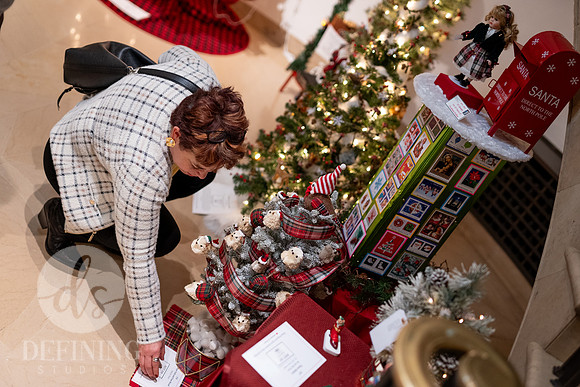Wadsworth_Holiday_Social_032