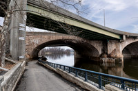Riverfront_Floodmarkers_and_Monument_15