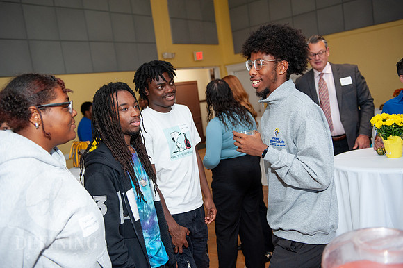 Mock_Networking_039
