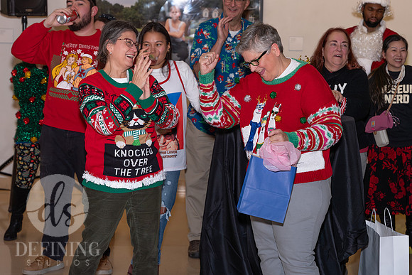 Wadsworth_Holiday_Social_108