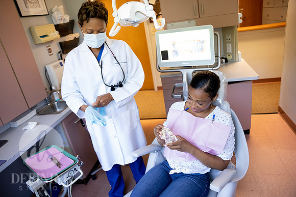 Dr_Lafayette-78