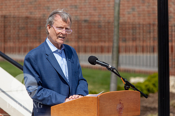 Weigel_Terrace_Dedication_063